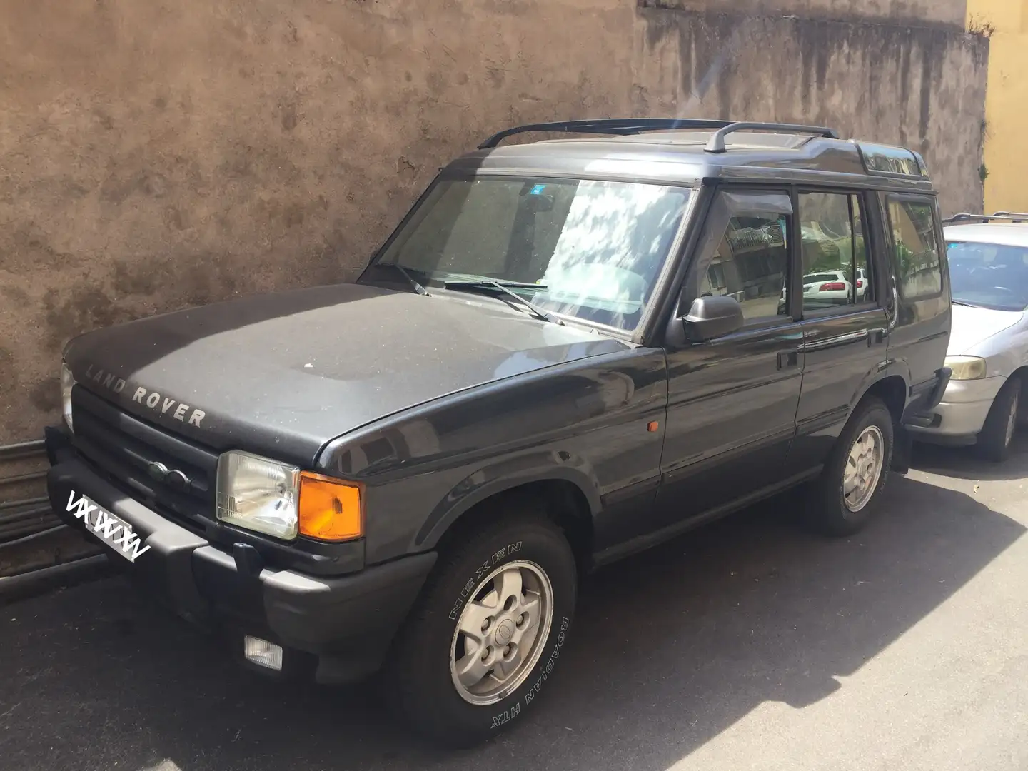 Land Rover Discovery 5p 2.5 tdi Luxury Green - 1