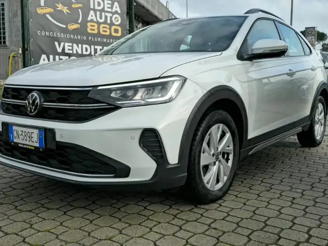Volkswagen Taigo view 3