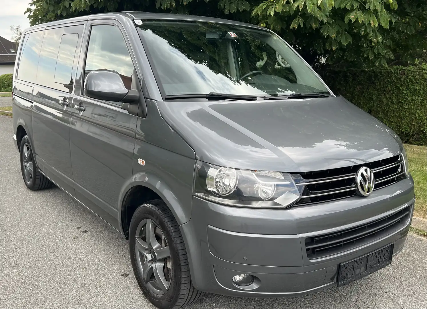 Volkswagen T5 Caravelle Comfortline 2,0 BMT BiTDI 4motion D-PF DSG - 2