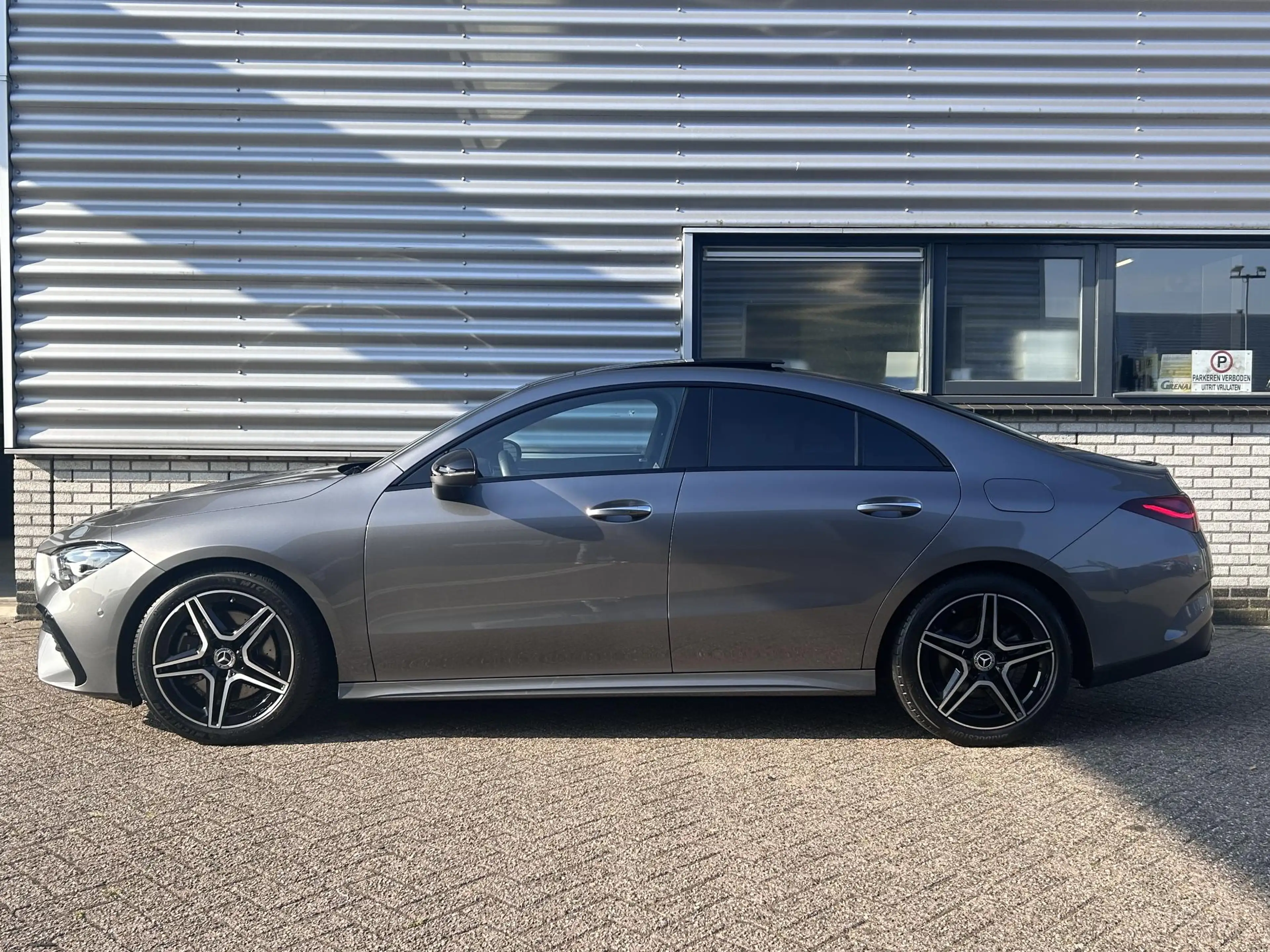 Mercedes-Benz CLA 200 AMG Line | Panoramadak | Memory | Apple Carplay & — photo 3