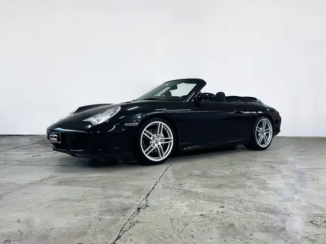 Porsche 996 911 Carrera 4 Cabrio