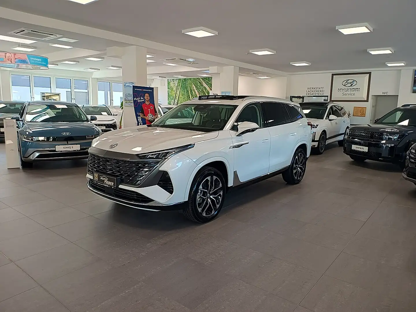 MG MGS9 1,5 PHEV Luxury *Pano*LED*BOSE* Weiß - 2