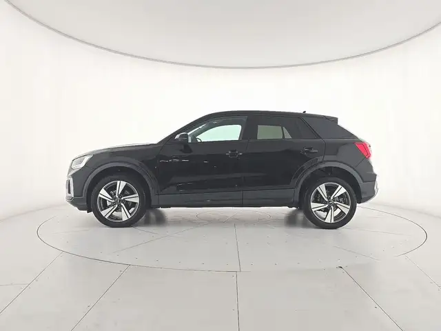 Audi Q2 view 2
