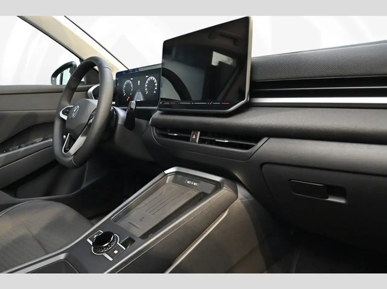 Volkswagen T-Roc 1.5 eTSI 110 kW Life 11