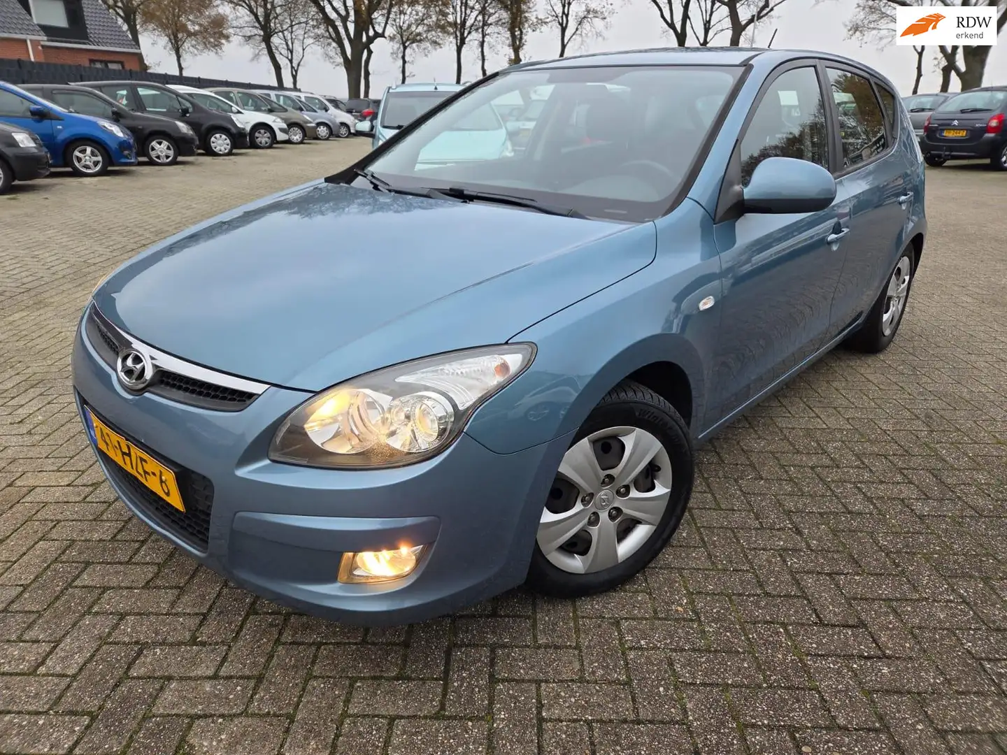 Hyundai i30 1.6i Dynamic 5 Drs 2009. Climate/Mistlampen/Trekha Bleu - 1