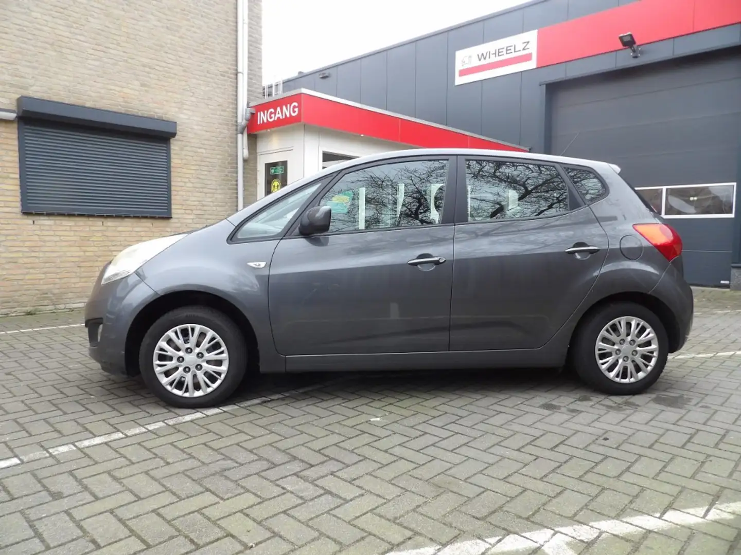 Kia Venga 1.4 CVVT Comfort Pack Szürke - 2