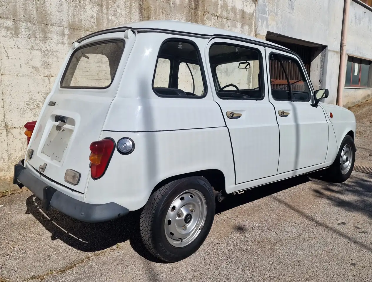 Renault R 4 R4 5p 956 TL, foto 4