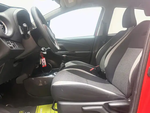 Toyota Yaris view 11