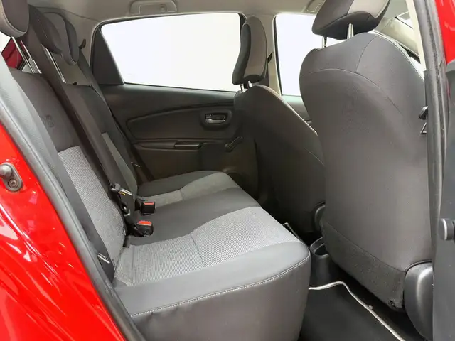 Toyota Yaris view 14