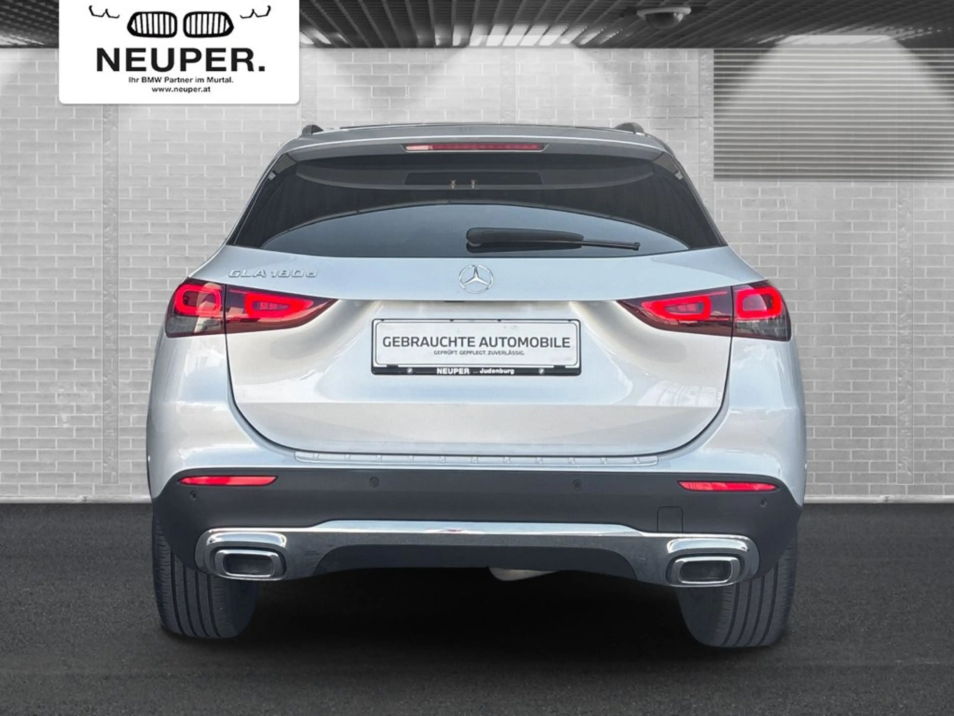 Mercedes-Benz GLA 180 d — photo 4
