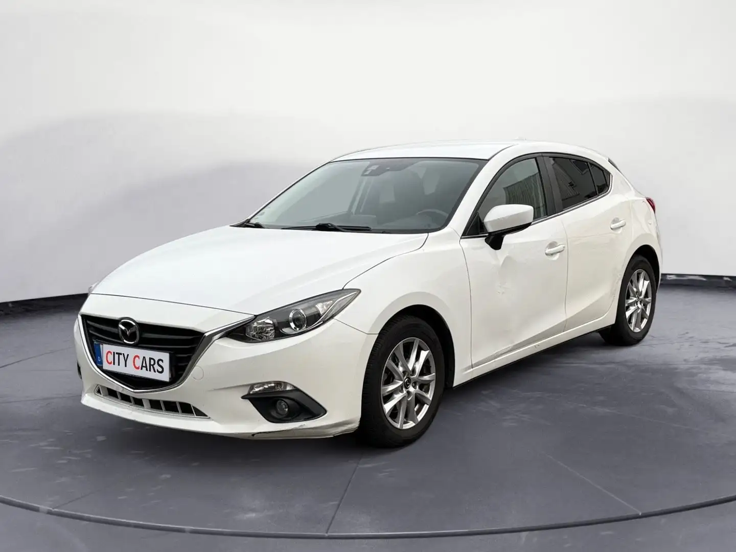 Mazda 3 Lim. 2.0 Center-Line Automatik Weiß - 1