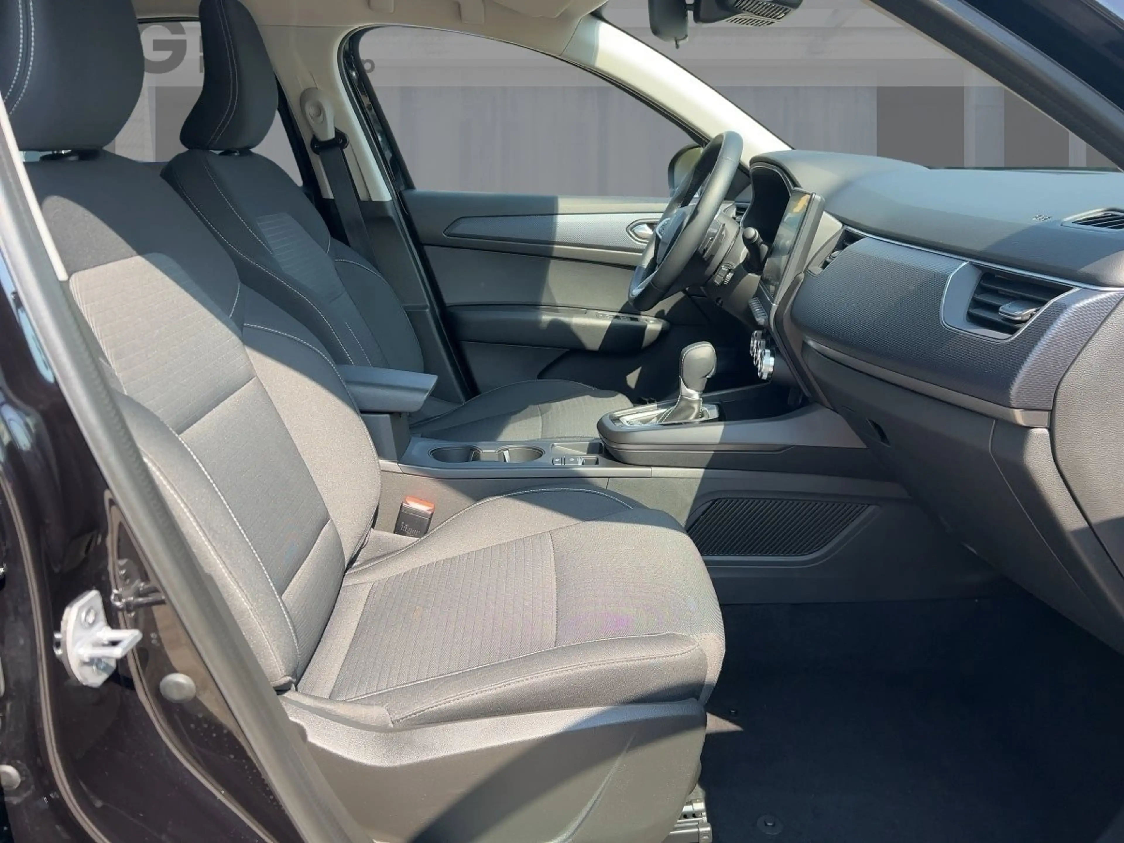 Renault Arkana 1.3 TCe 140 Mild-Hybrid Evolution EU6e PDC — photo 8