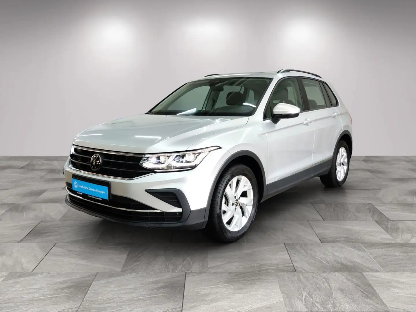 Volkswagen Tiguan Life 1.5 TSI AHK/Matrix/Pano/Cargo/03.29G Silber - 2