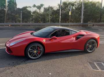 Coupe 3.9 GTB dct
