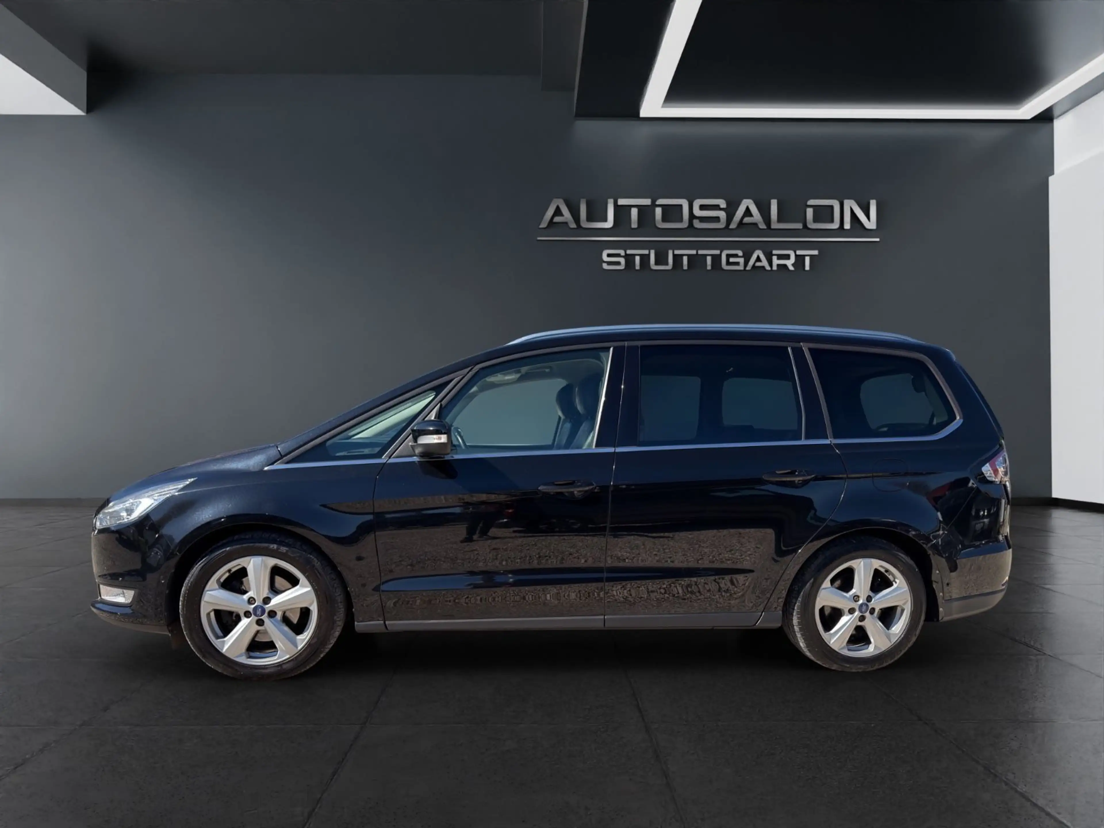 Ford Galaxy Titanium 7-SITZER*LED*AHK*NAVI*MFL*MMRY* — photo 2