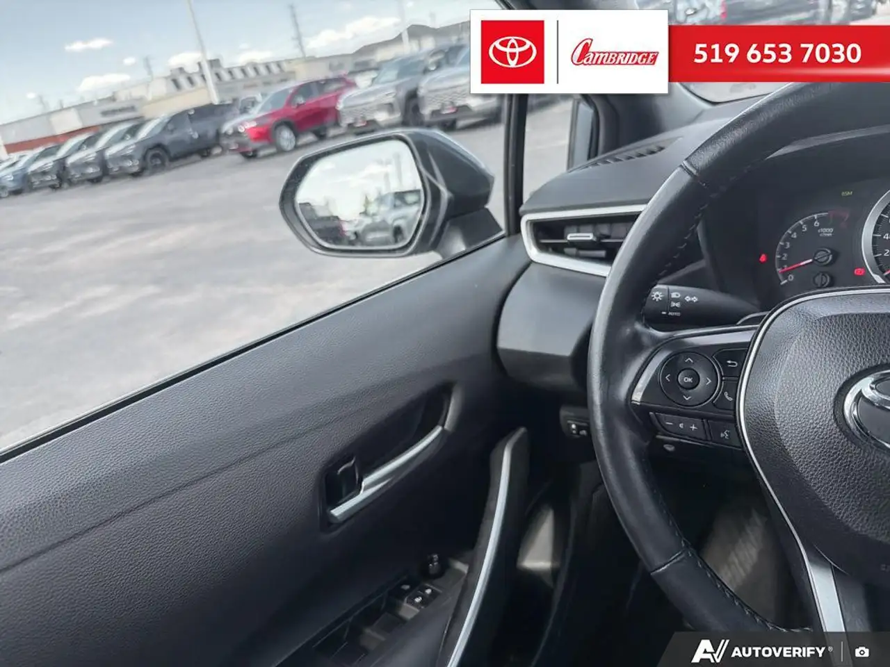 Toyota Corolla снимка Toyota Corolla
