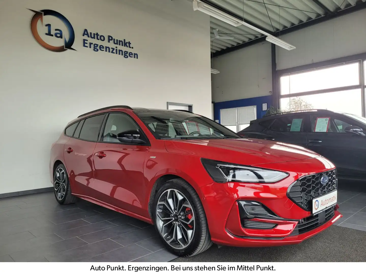 Ford Focus EcoBoost Autom. ST-Line X m ACC/Matrix/18" Rouge - 1