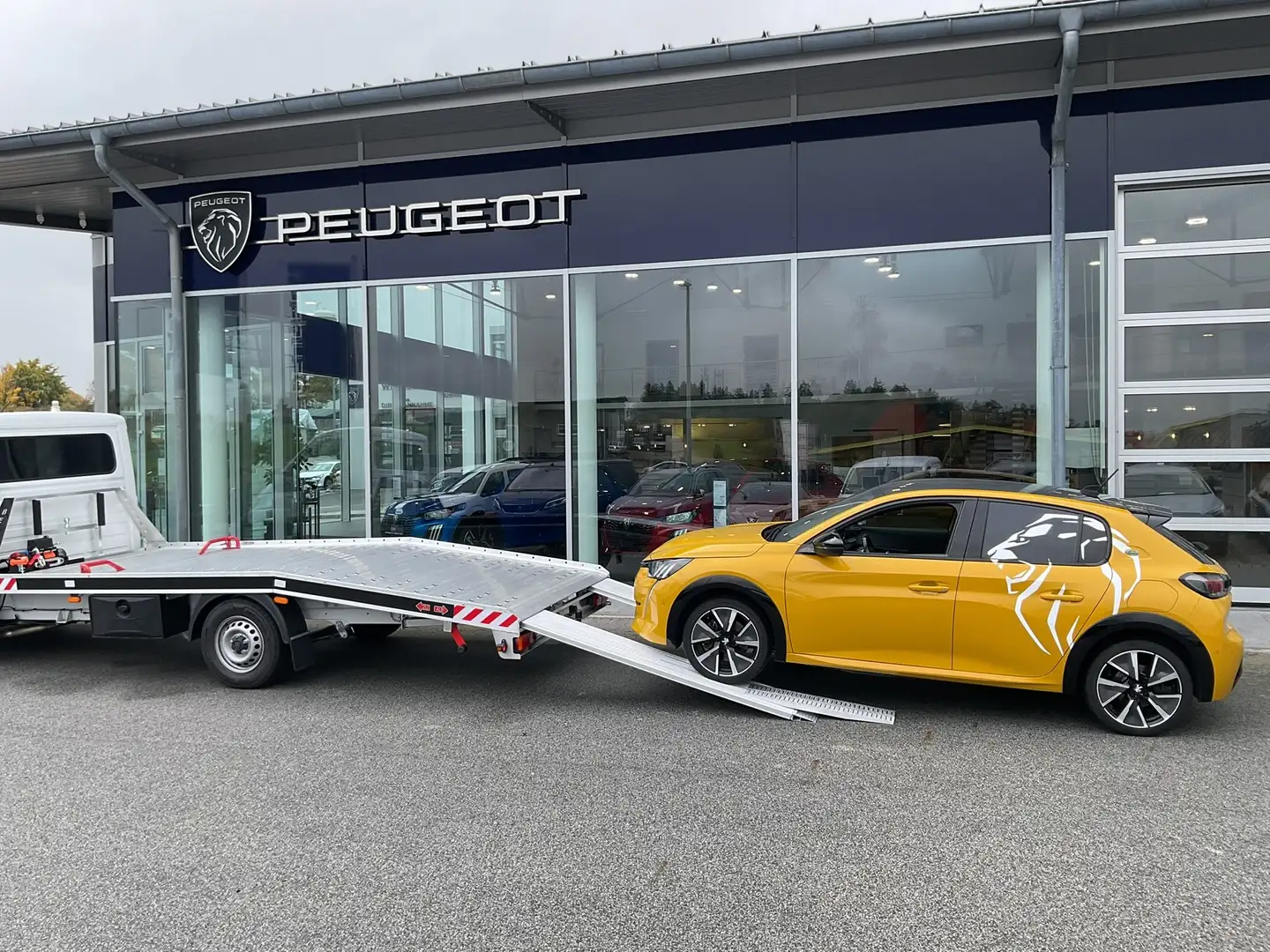 Peugeot Boxer Autotransporter Weiß - 2