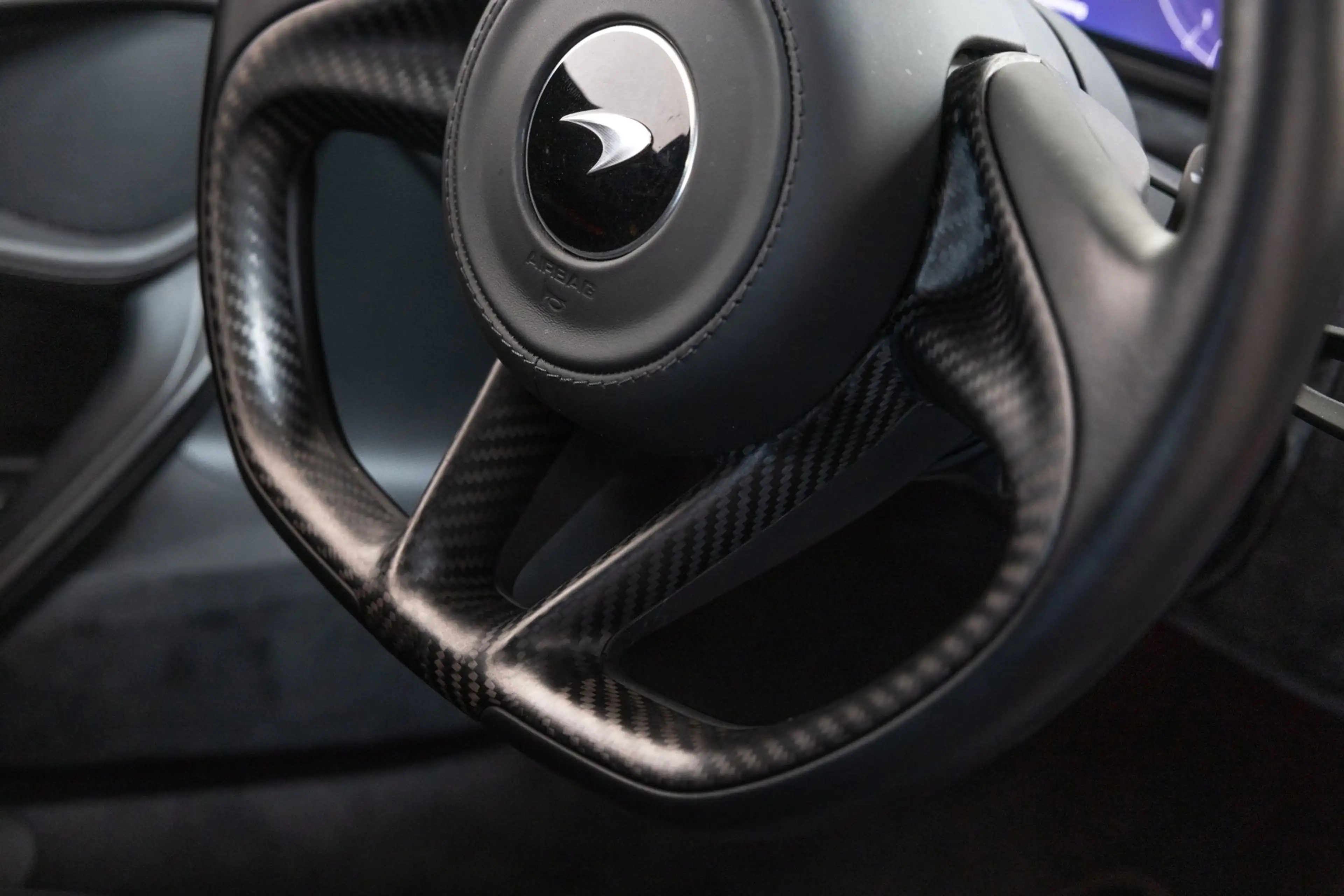 McLaren 720S 4.0 V8 Luxury - Saros Blue - Carbon - Low Mileage — photo 12