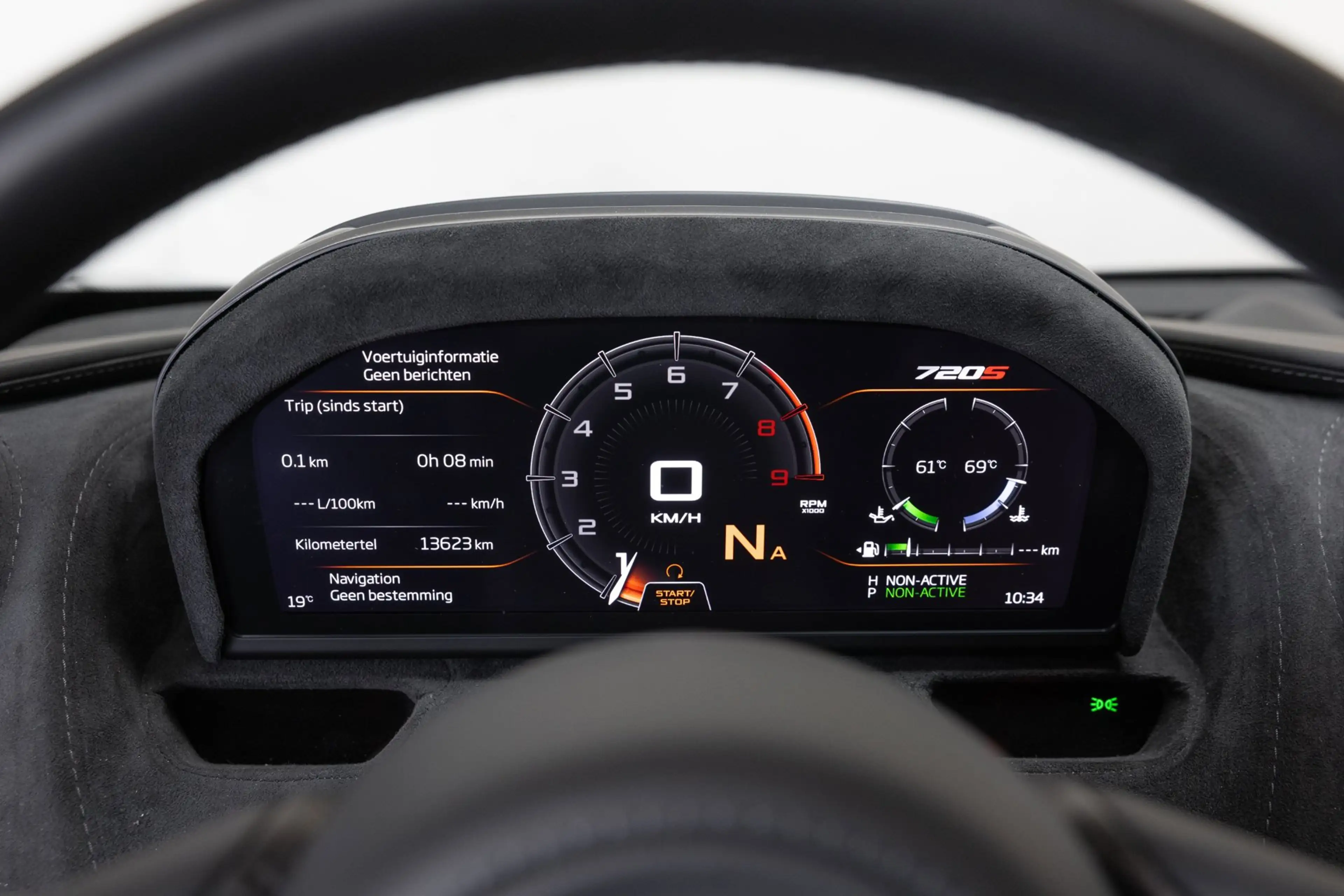 McLaren 720S 4.0 V8 Luxury - Saros Blue - Carbon - Low Mileage — photo 14