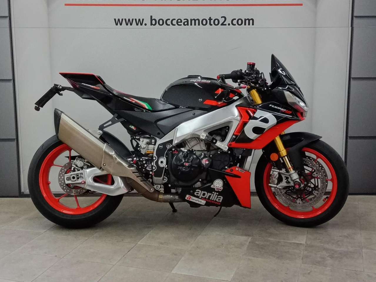 Aprilia Tuono V4 1100 FACTORY