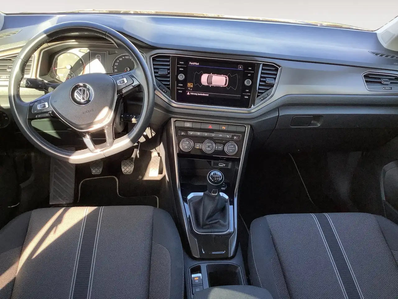 Volkswagen T-Roc — photo 10 sur 25