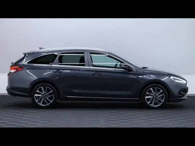 Hyundai I30 view 4