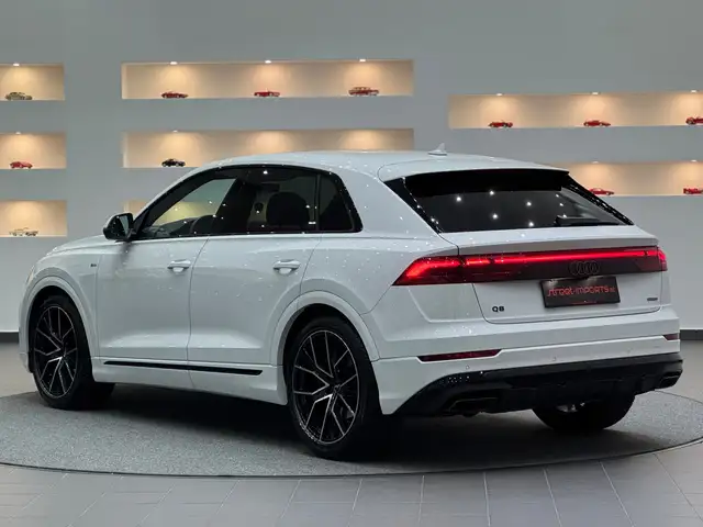 Audi Q8 50 TDI Sport quattro *s-line* Facelift *Ö-Auto* Ansicht 3