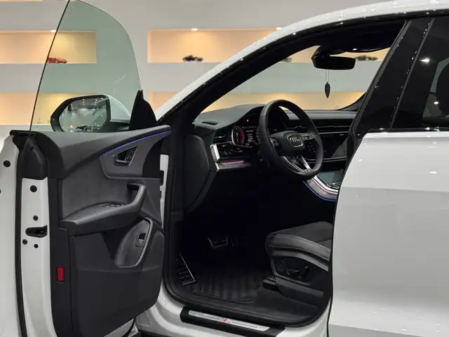 Audi Q8 50 TDI Sport quattro *s-line* Facelift *Ö-Auto* Ansicht 17