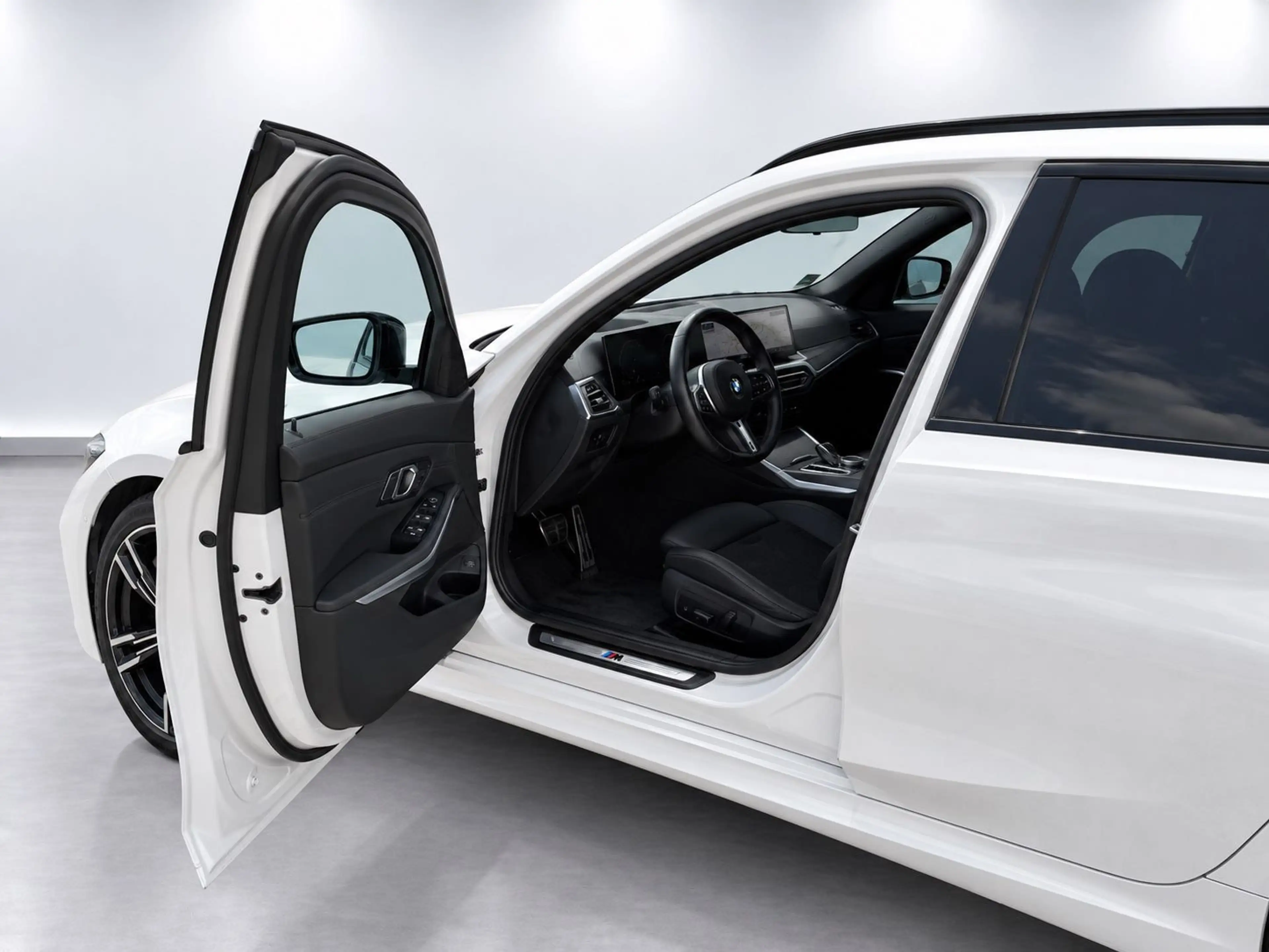 BMW 320 e xDrive M Sport WIDESCREEN+AHK+KAMERA+SHZG — photo 14