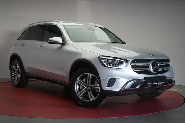 Mercedes-Benz GLC 200 4Matic 9G-Tronic Navi/Distronic/Kamera/L