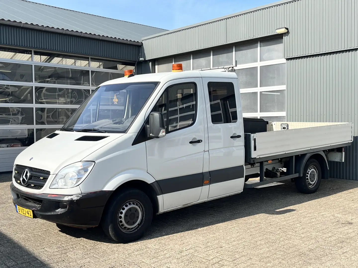 Mercedes-Benz Sprinter 310 2.2 CDI 432 DC Openlaadbak Airco Trekhaak 2000 Wit - 2