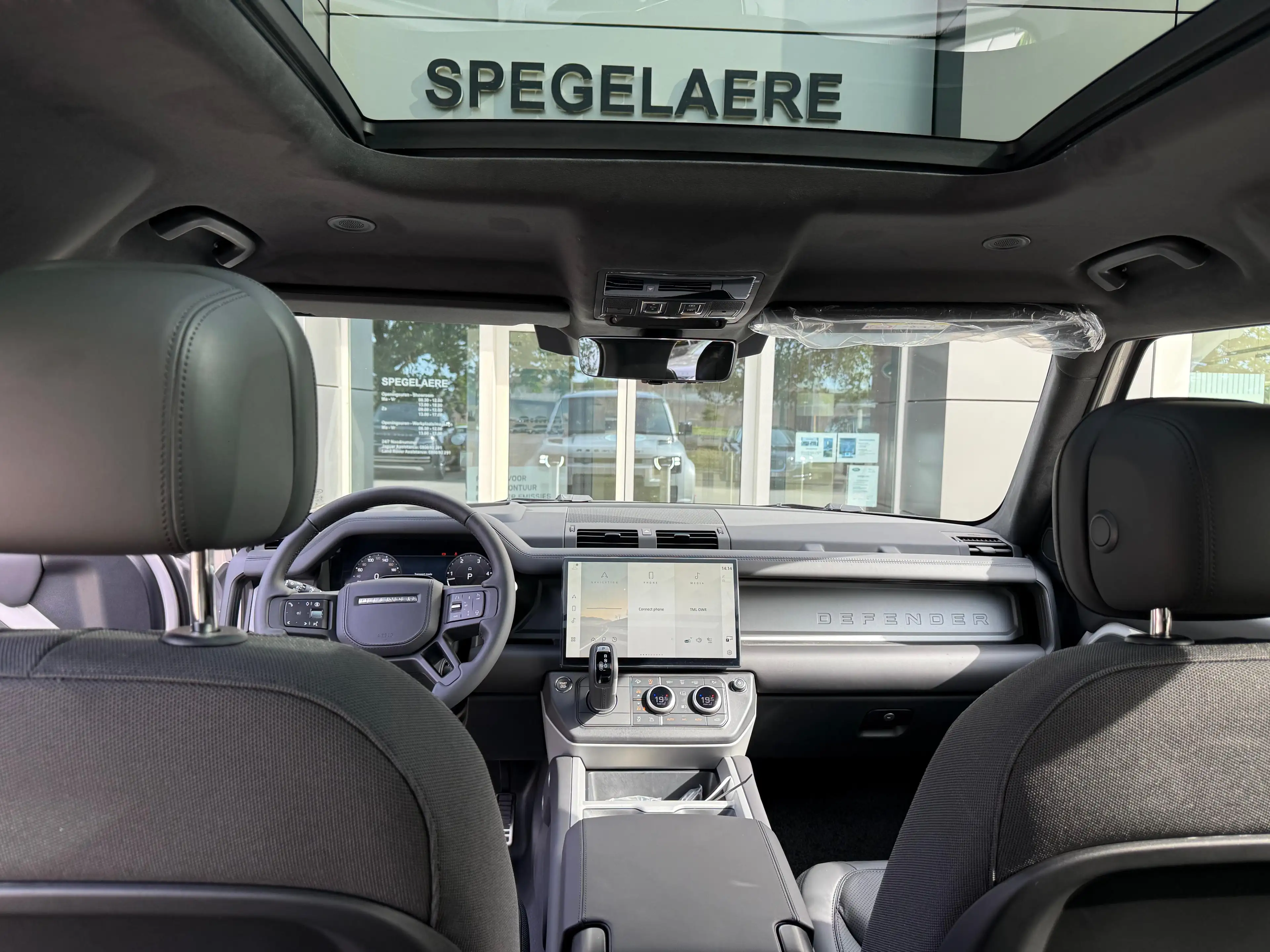 Land Rover Defender 110 D350 Vertex AWD Auto. 27MY — photo 11