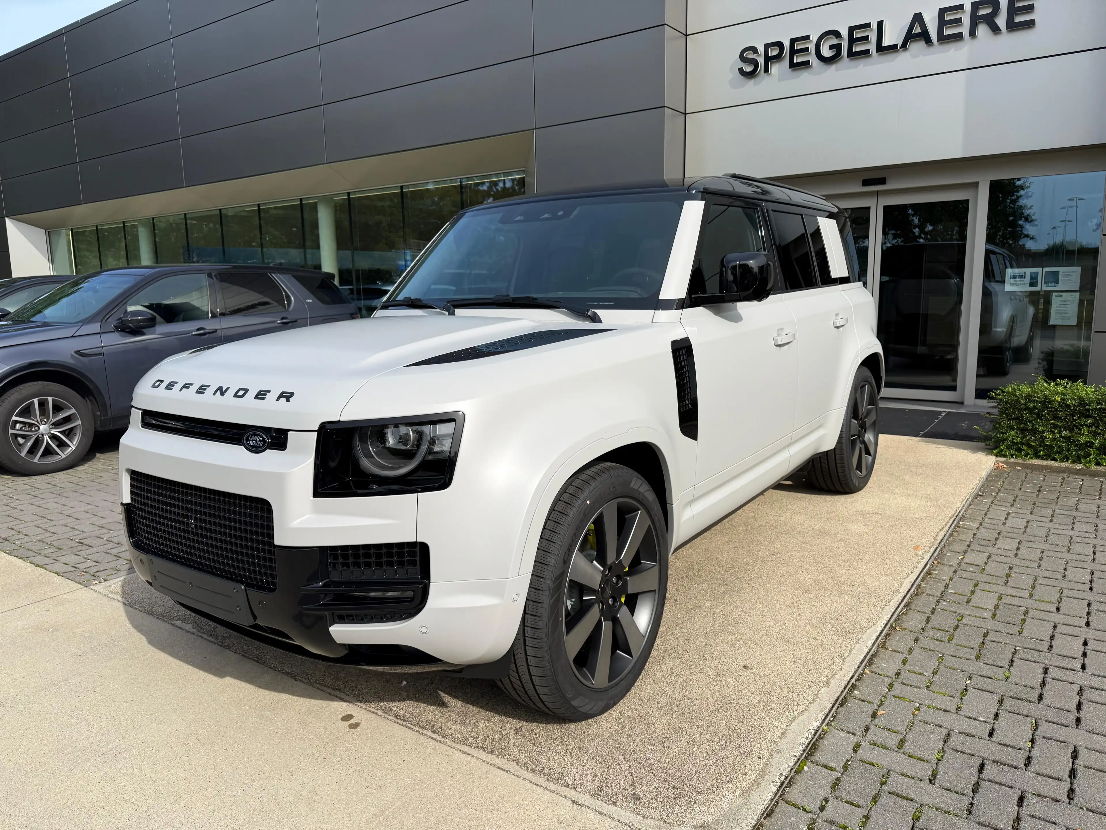 Land Rover Defender 110 D350 Vertex AWD Auto. 27MY