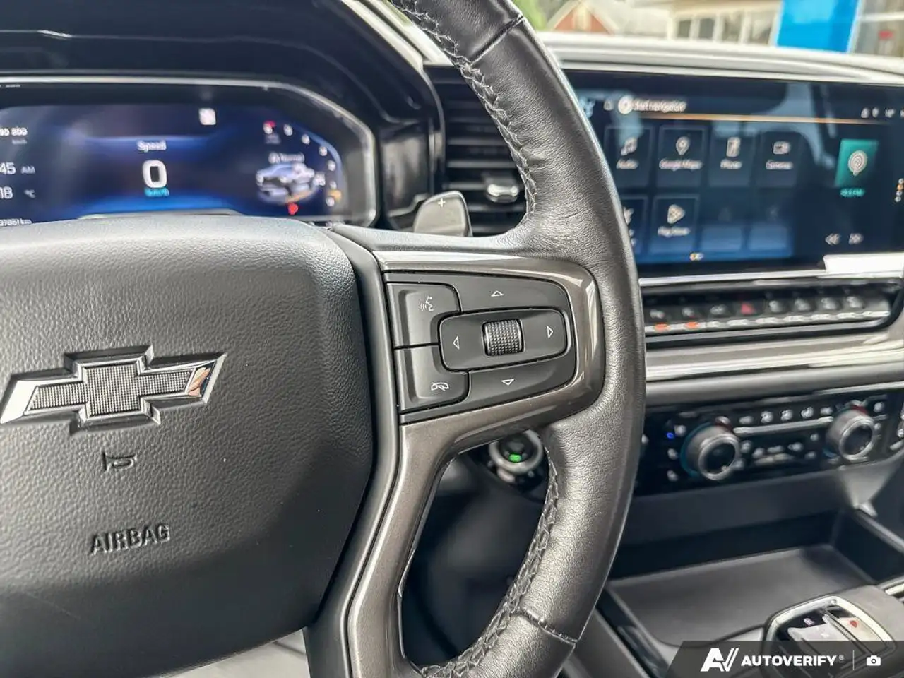 Chevrolet Silverado 1500 снимка Chevrolet Silverado 1500