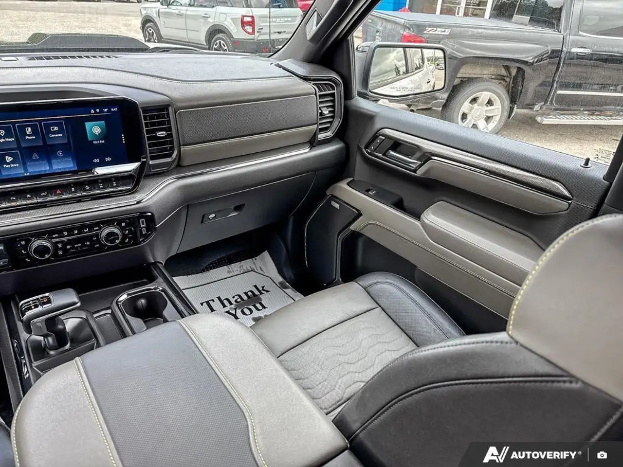 Chevrolet Silverado 1500 снимка Chevrolet Silverado 1500