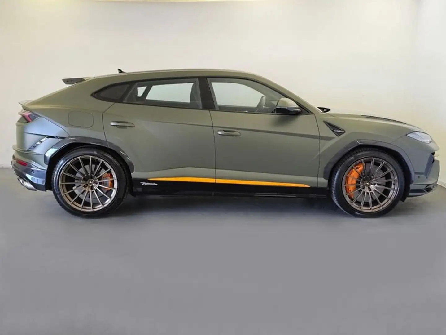 Lamborghini Urus 4.0 Performante - 2