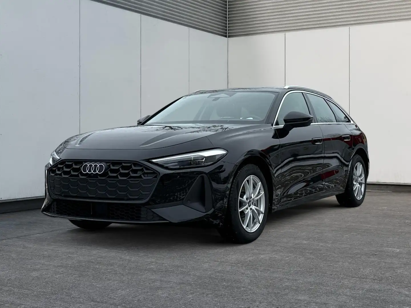 Audi A5 Avant Basis quattro AHK+NAVI+PDC+SHZ+EL.HECKKL.... Schwarz - 1