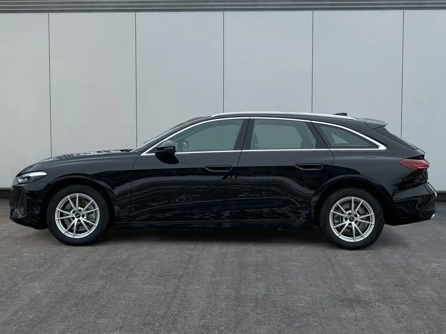 Audi A5 Avant Basis quattro AHK+NAVI+PDC+SHZ+EL.HECKKL.... Schwarz - 2