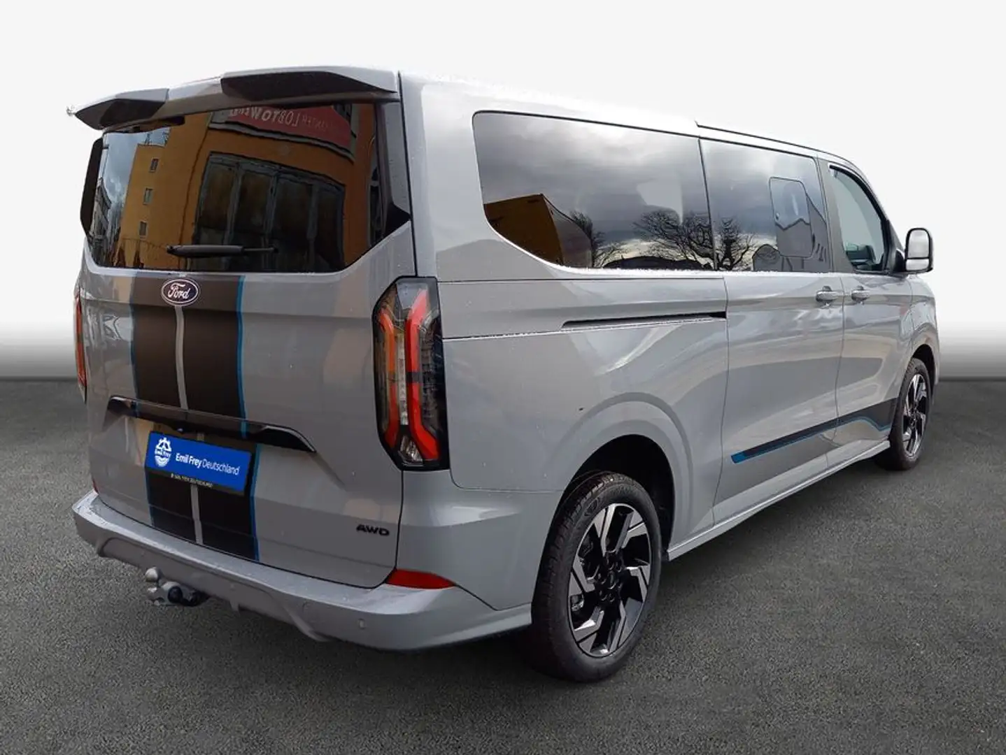 Ford Tourneo Custom 320 L2H1 4x4 Sport 2.0 TDCi 125kW 8 Grau - 2