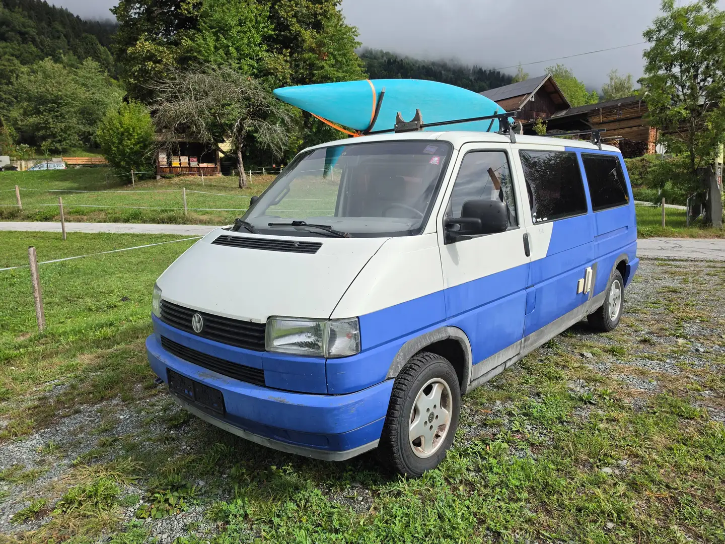 Volkswagen T4 Kombi Kombi 2,0i (4) lg. Blau - 1