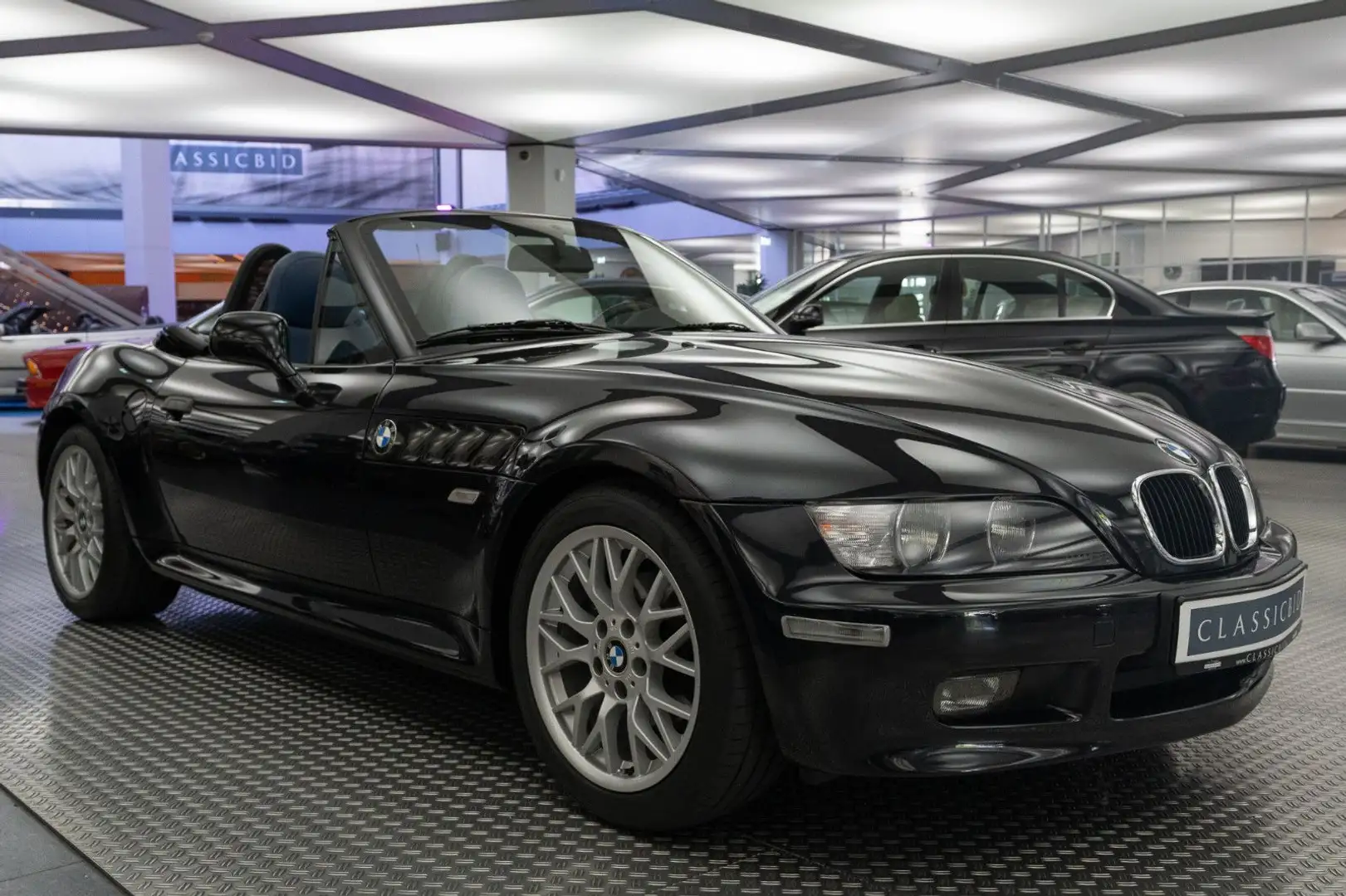 BMW Z3 Roadster 1.9i Schwarz - 2