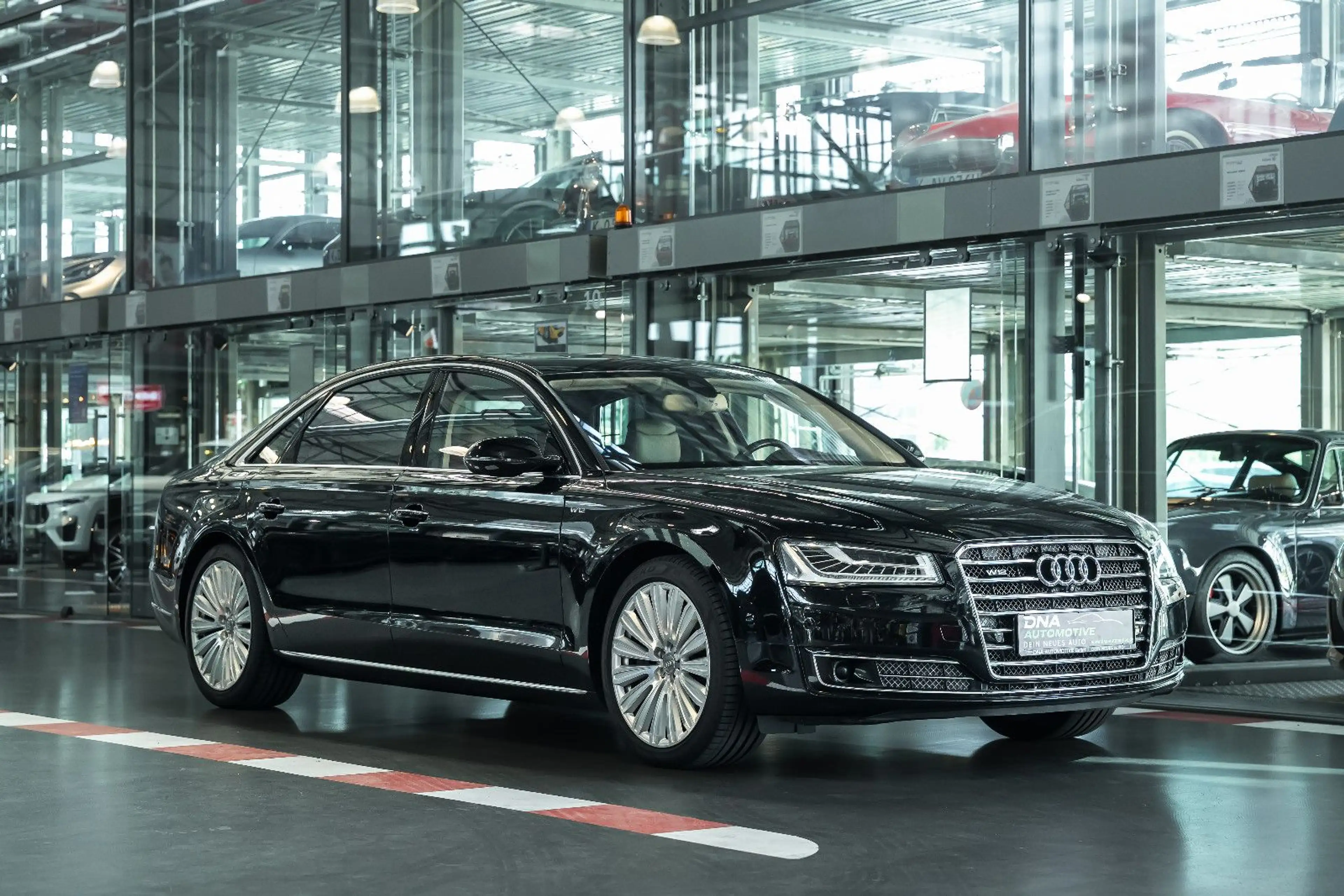 Audi A8 6.3 FSI W12 L quattro ABSOLUT VOLL* — photo 2