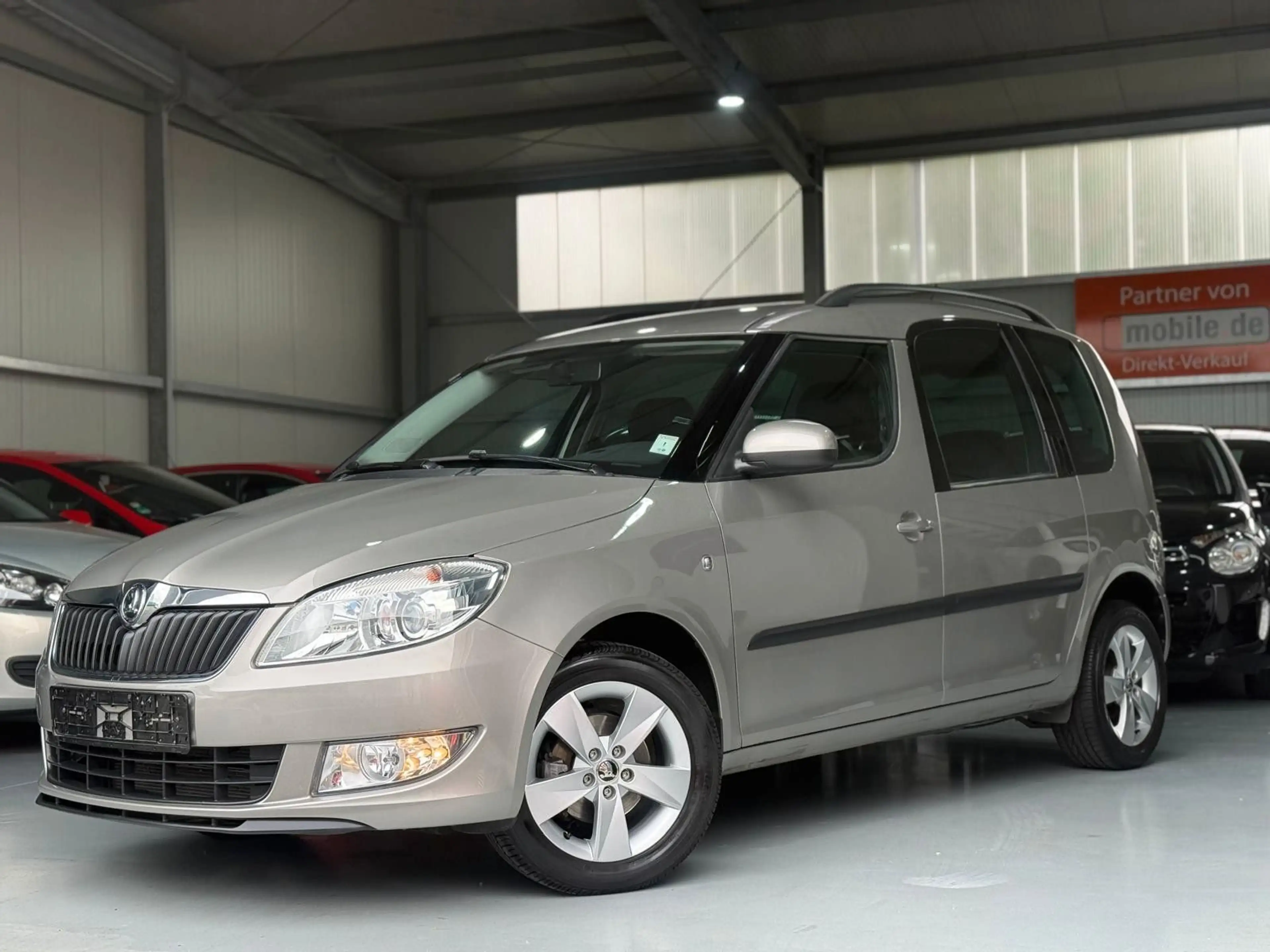 Skoda Roomster Fresh Klimaautomatik SHZ Tempomat — photo 3