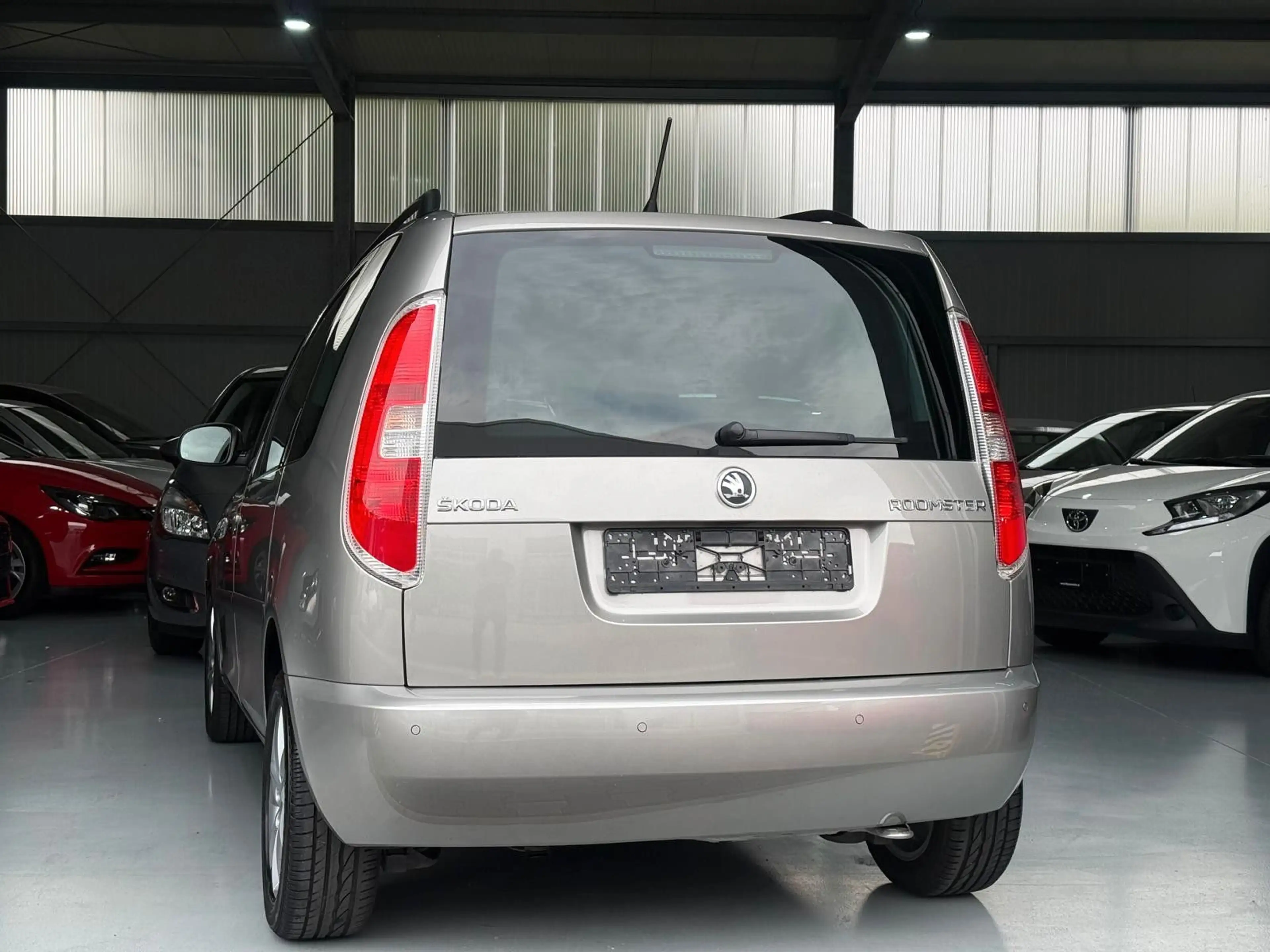 Skoda Roomster Fresh Klimaautomatik SHZ Tempomat — photo 7