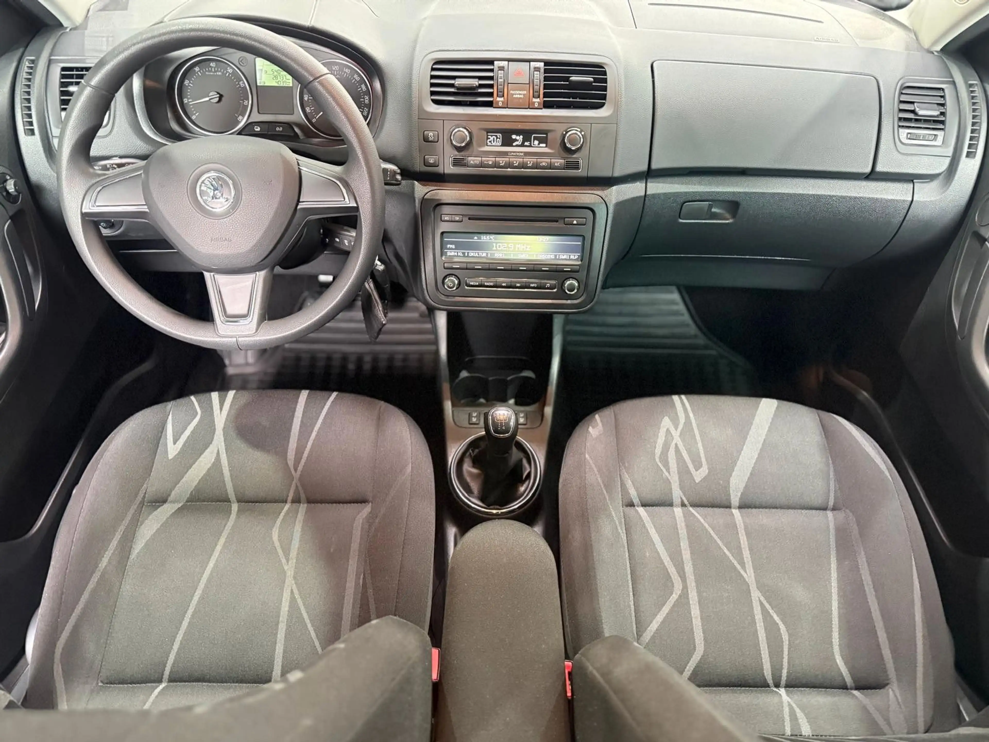 Skoda Roomster Fresh Klimaautomatik SHZ Tempomat — photo 10