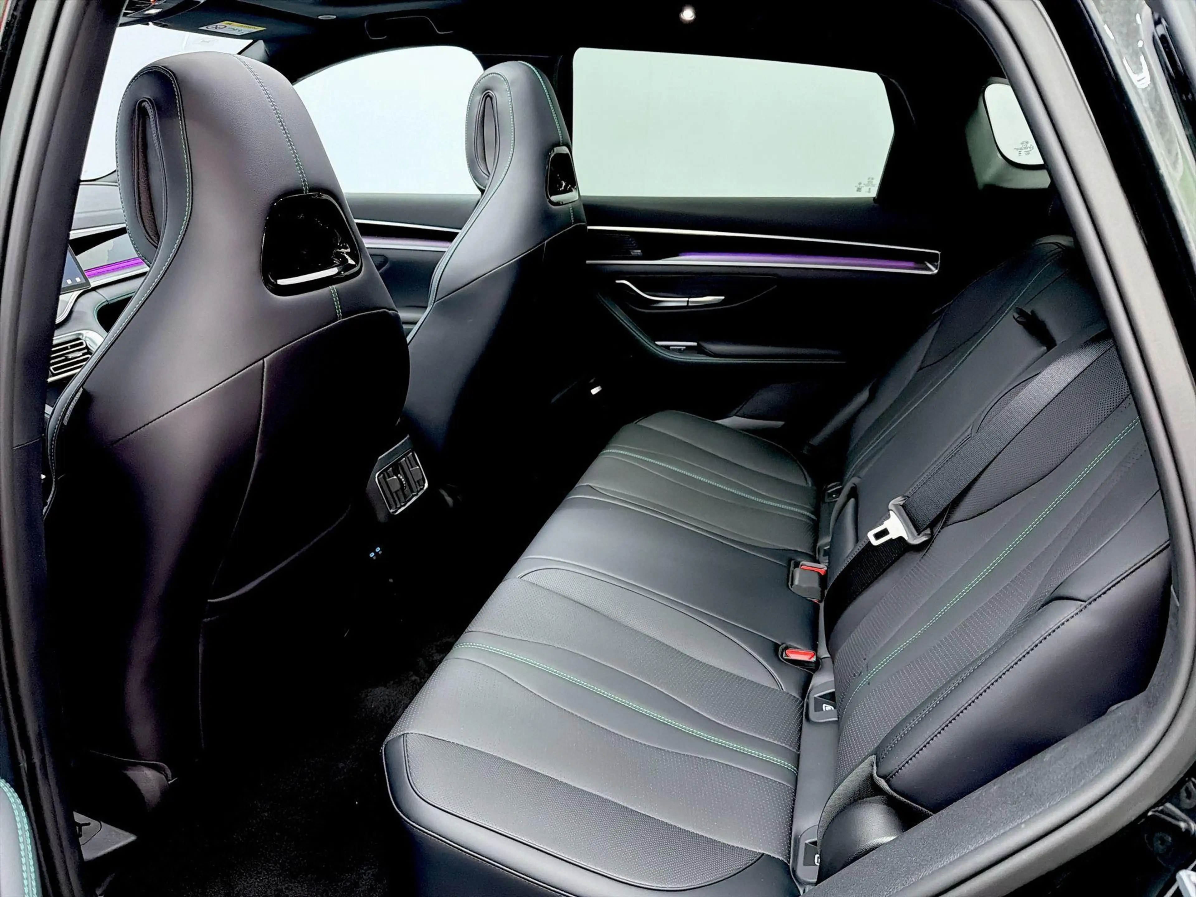 BYD Seal U PHEV DM-I Boost – Efficiënt en slim voor elke rit — photo 30