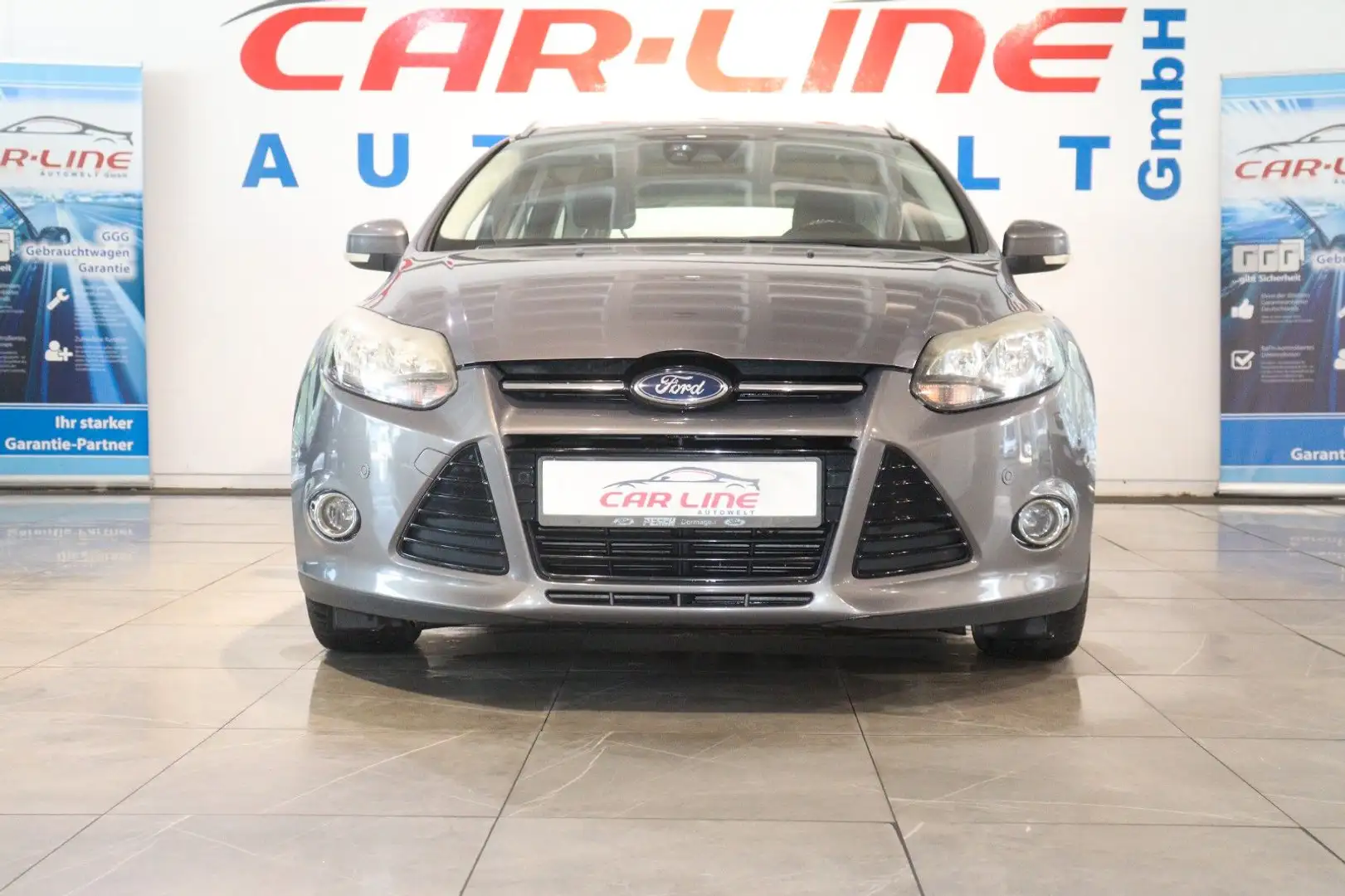 Ford Focus Turnier Titanium *1.Hand*Klima*Alu*PDC* Braun - 2