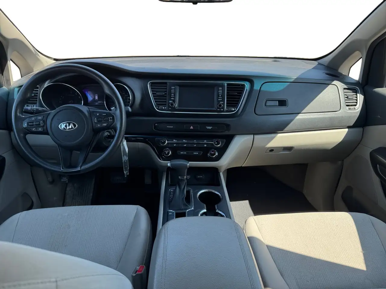 Kia Sedona fotografie Kia Sedona