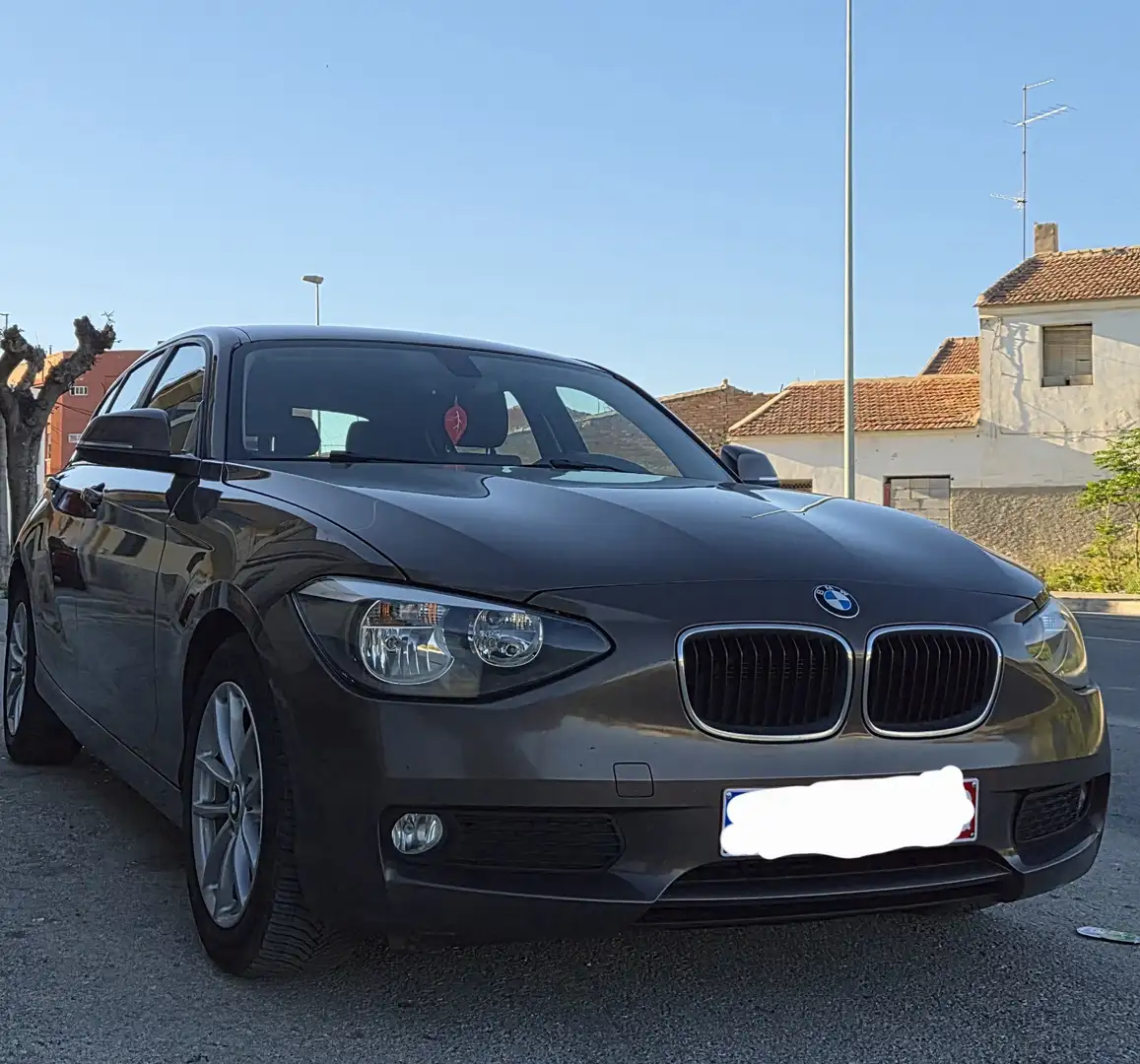 BMW 116 116d Efficient Dynamics Essential Plus Edition - 1
